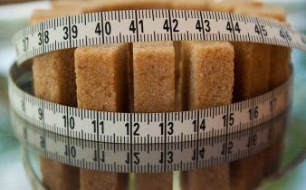 5 consejos para reducir calorías a la hora de la comida - Sweetter
